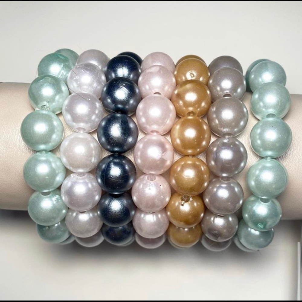 large bead bracelet